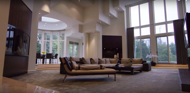 Dlaczego Michael Jordan nie może sprzedać tej willi? (VIDEO)