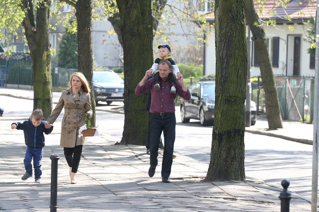 Wnuczek Donalda Tuska wchodzi mu na głowę. DOSŁOWNIE:) (TWITTER)