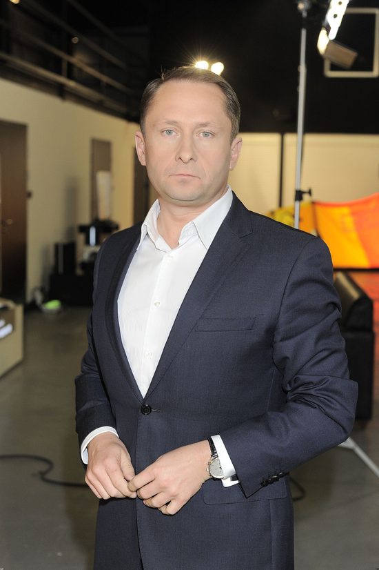 Hołownia o Wprost: zanurkował komuś w szambie... Hołownia o Wprost: zanurkował komuś w szambie...