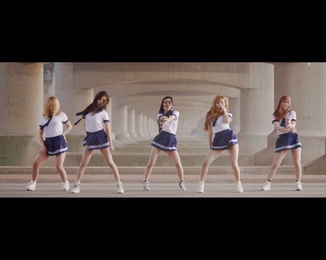 Nie zgadniecie, co promują te pupy! (FOTO+VIDEO) Nie zgadniecie, co promują te pupy! (FOTO+VIDEO)