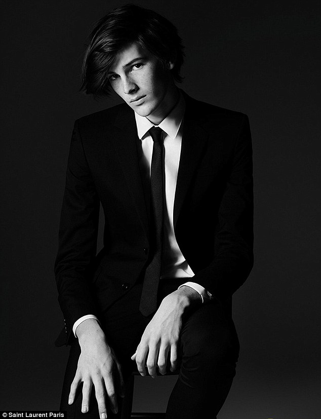 17-letni syn Pierce'a Brosnana debiutuje w roli modela FOTO