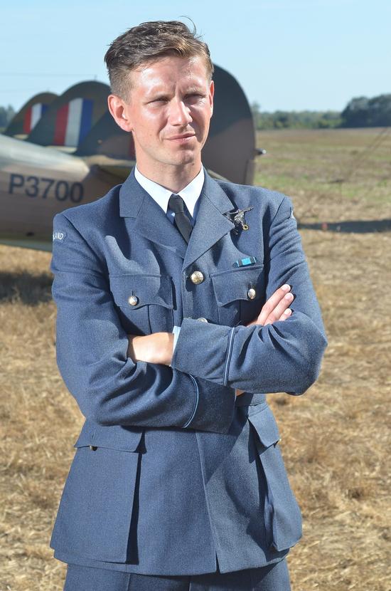 Adamczyk, Wieczorkowski i Zakościelny na planie filmu Dywizjon 303 (FOTO)