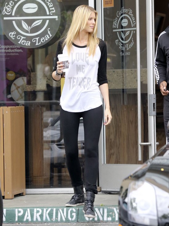 Eddie Murphy na randce z młodszą kochanką (FOTO)