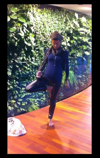 Edyta Górniak ćwiczy jogę (FOTO)