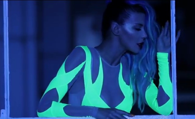 Edyta Górniak w teledysku Consequences (VIDEO)