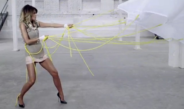 Edyta Górniak w teledysku Consequences (VIDEO)