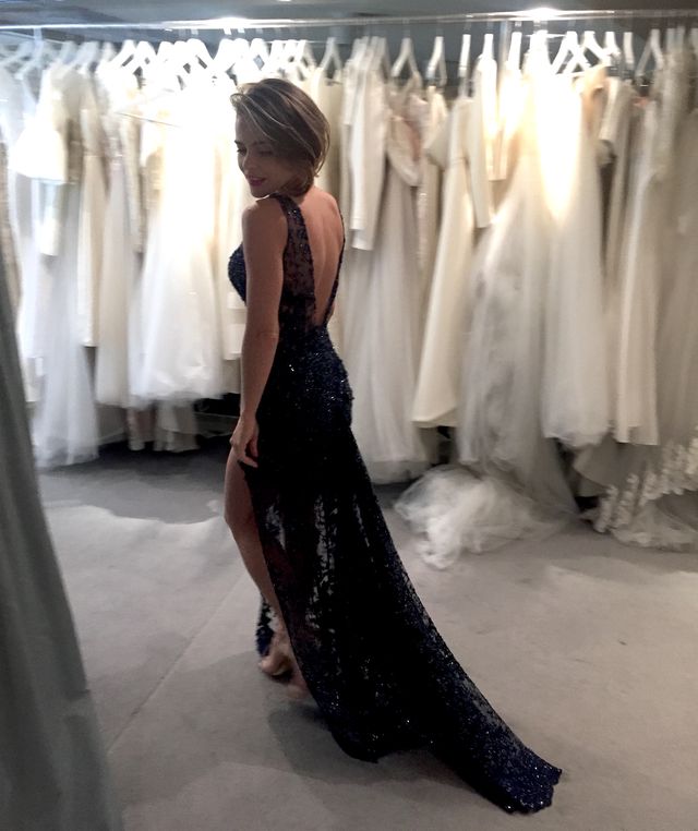 Samochód Roku Playboya - Edyta Herbuś pokazała kreację na dzisiejszy wieczór (ZD