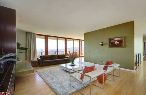 Zac Efron kupił sobie nowy dom (FOTO)