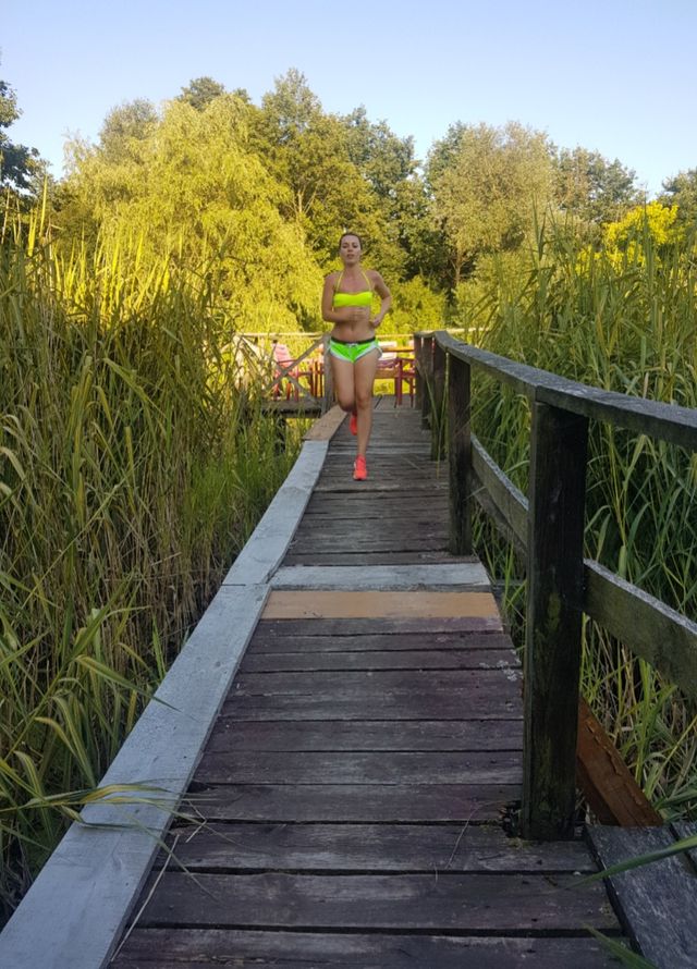 Zamiast piasków Egiptu wybrała swojskie Mazury (ZDJĘCIA)