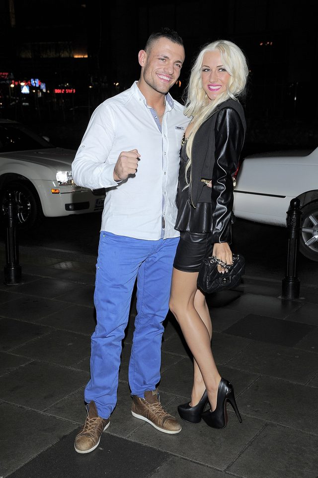 Eliza Wesołowska ma już duży ciążowy brzuszek Eliza Wesołowska ma już duży ciążowy brzuszek