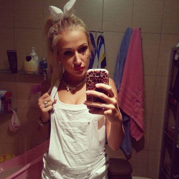 Eliza z Warsaw Shore rozpływa się nad penisem Trybsona VIDEO