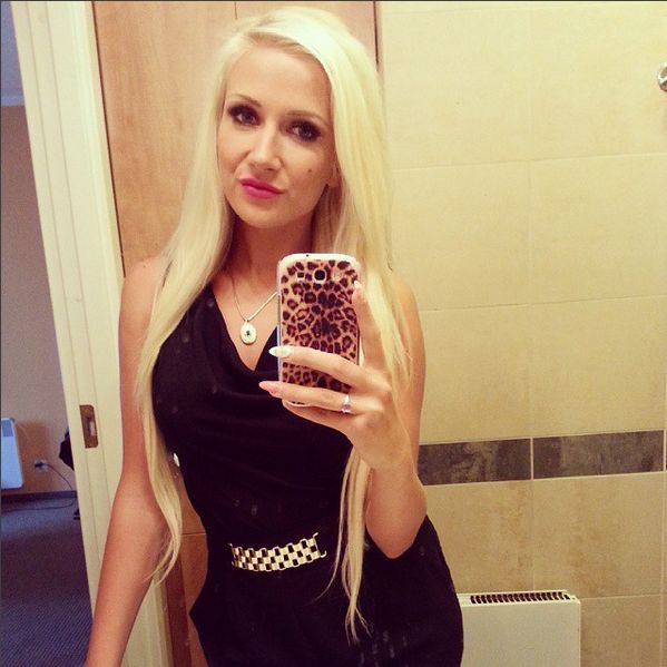 Eliza z Warsaw Shore rozpływa się nad penisem Trybsona VIDEO