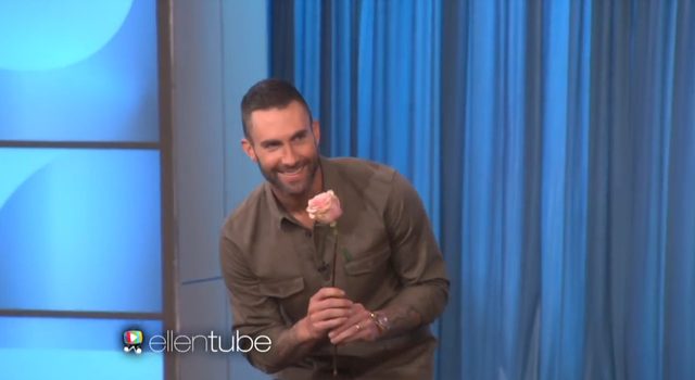 Adam Levine spotkał się z małą fanką, która płakała...