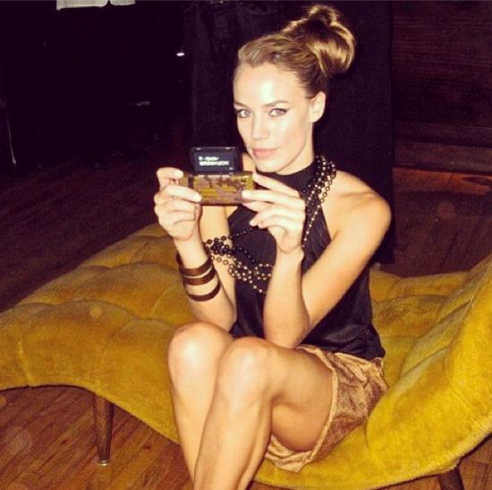 Elliott Sailors - raz model, raz modelka (FOTO)