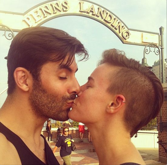 Elliott Sailors - raz model, raz modelka (FOTO)