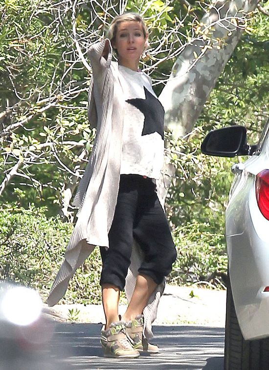 Elsa Pataky trzy tygodnie po porodzie! (FOTO)