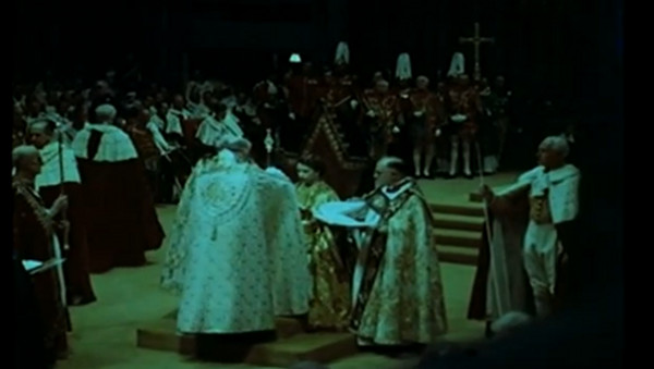 Elżbieta II nosi koronę od 60 lat! 