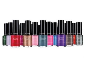 Może Hilary Duff nie powinna się odchudzać? (FOTO)