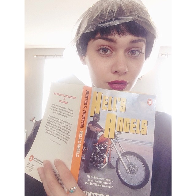 Emma Appleton: Richardson oferował mi sesję w Vogue w zamian