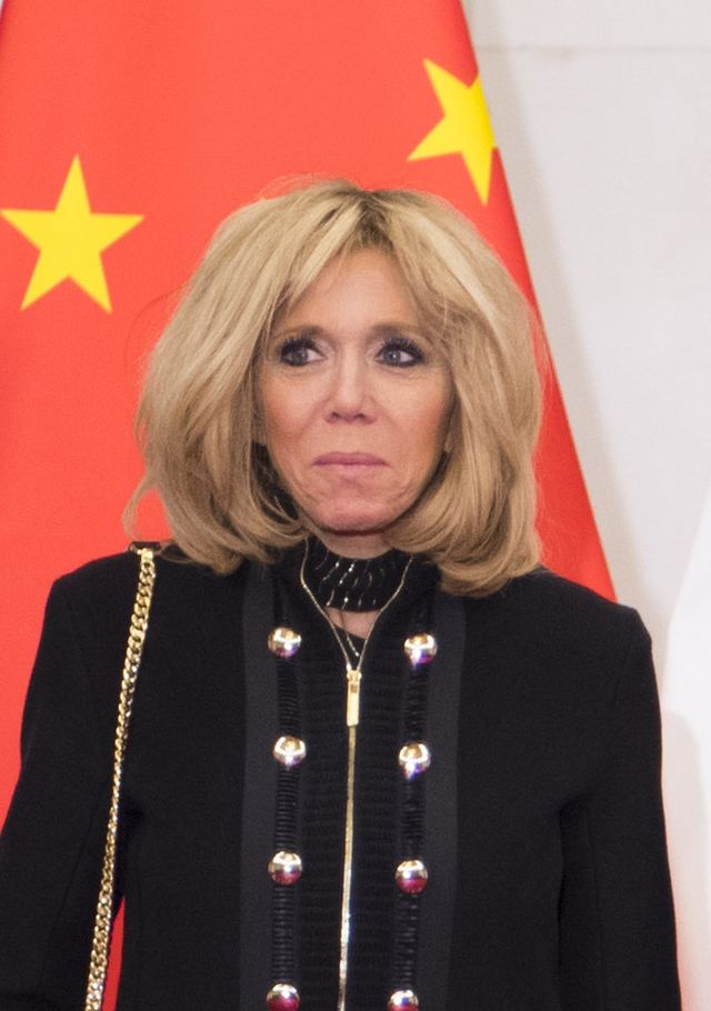 Zobaczcie, co się stało z twarzą Brigitte Macron (ZDJĘCIA)