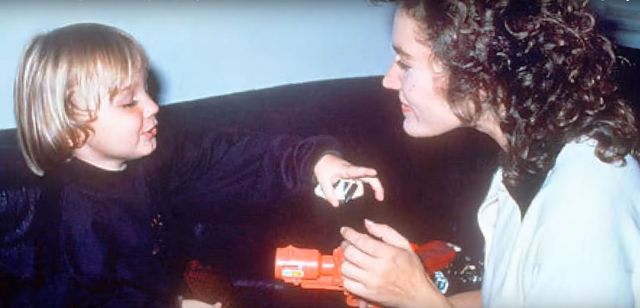 Bawił się z nianią. Chwilę później nie żył (VIDEO)