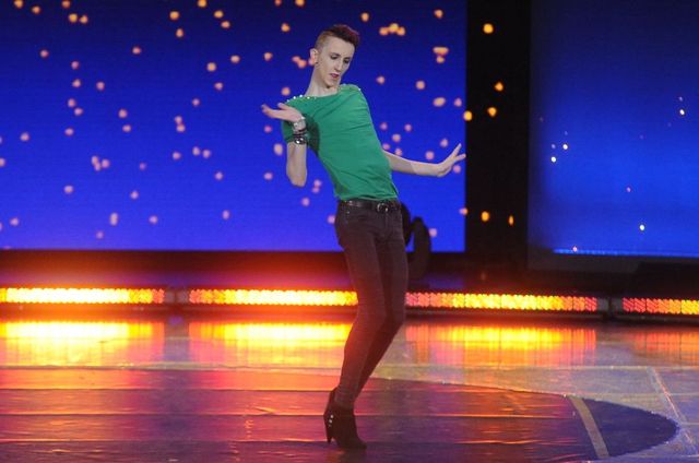 Erwin Stefaniuk kocha Beyonce i tańczy na szpilkach [VIDEO]