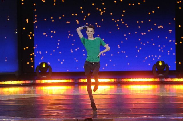 Erwin Stefaniuk kocha Beyonce i tańczy na szpilkach [VIDEO]