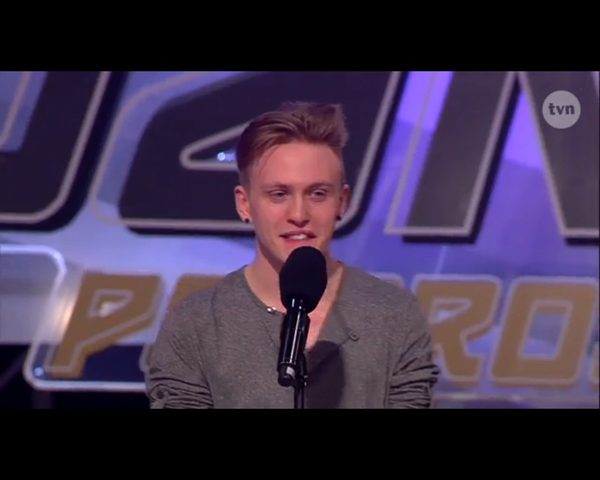 Przystojny Michał Kalcowski, wzruszający Włodek Kołobycz 