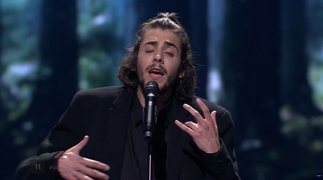 Salvador Sobral z Portugalii WYGRAŁ Eurowizję 2017! (VIDEO) Salvador Sobral z Portugalii WYGRAŁ Eurowizję 2017! (VIDEO)