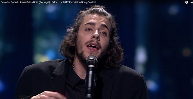 Salvador Sobral z Portugalii WYGRAŁ Eurowizję 2017! (VIDEO) Salvador Sobral z Portugalii WYGRAŁ Eurowizję 2017! (VIDEO)