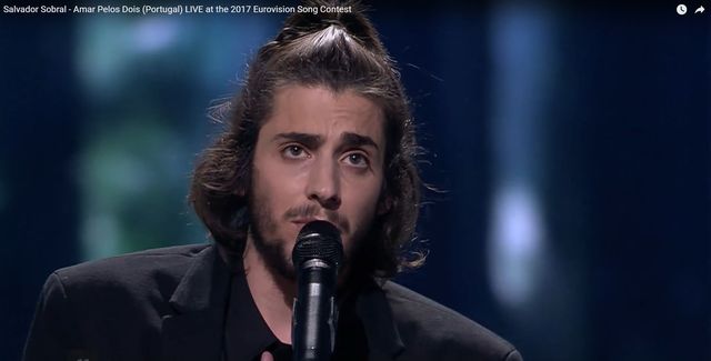 Salvador Sobral z Portugalii WYGRAŁ Eurowizję 2017! (VIDEO) Salvador Sobral z Portugalii WYGRAŁ Eurowizję 2017! (VIDEO)