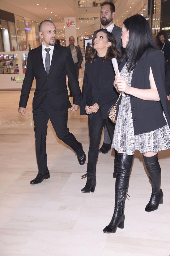 Jak Eva Longoria bawiła się na otwarciu centrum handlowego w Poznaniu? (FOTO)