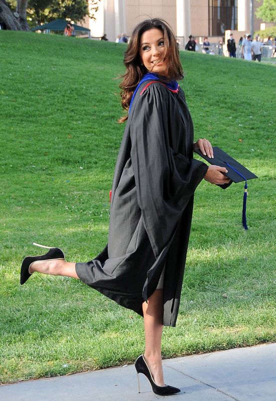 Pani magister Eva Longoria! (FOTO) Pani magister Eva Longoria! (FOTO)