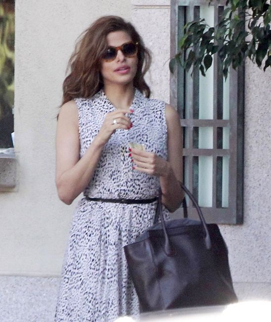 Tak Eva Mendes wygląda po urodzeniu córeczki (FOTO)