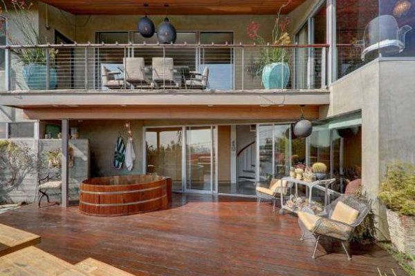 To po tym domu Eva Mendes chodziła nago... (FOTO)