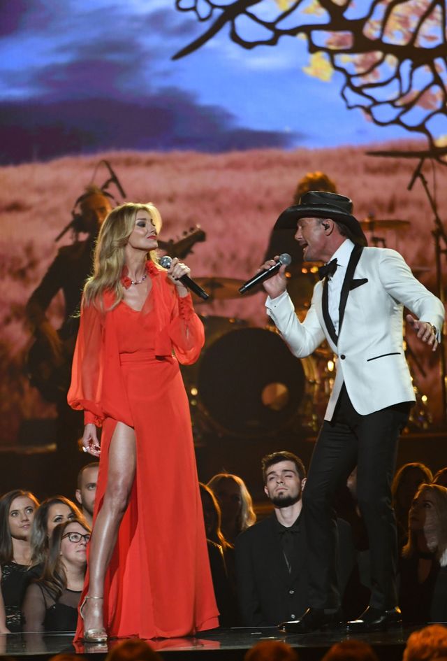 Po gali CMA  Awards wszyscy piszą głównie o niej (ZDJĘCIA)