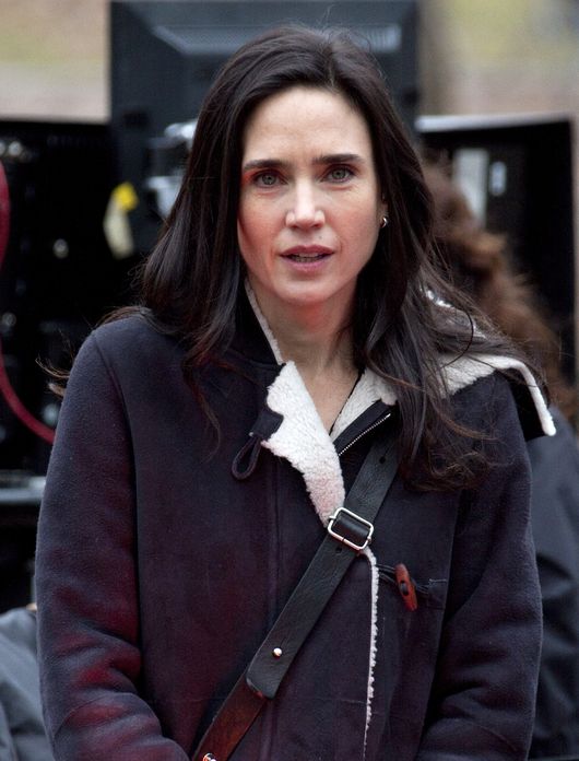 Zarośnięty Colin Farrell i piękna Jennifer Connely na planie