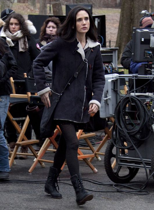 Zarośnięty Colin Farrell i piękna Jennifer Connely na planie