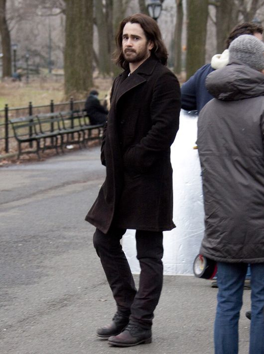 Zarośnięty Colin Farrell i piękna Jennifer Connely na planie