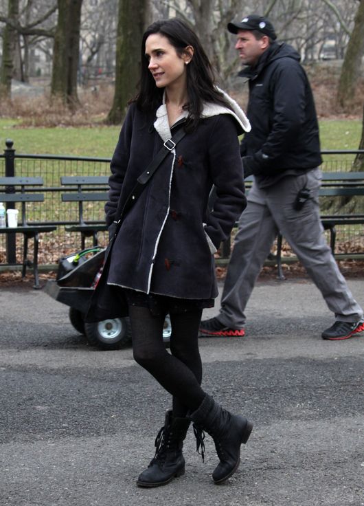 Zarośnięty Colin Farrell i piękna Jennifer Connely na planie