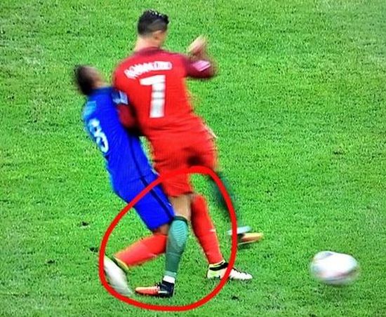 Dramat Cristiano Ronaldo w finale Euro 2016! (VIDEO)