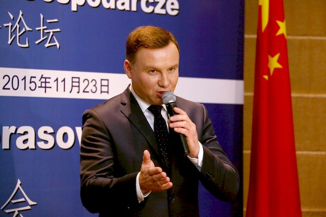 Nie zgadniesz, do kogo Andrzej Duda był podobny w młodości! (FOTO)