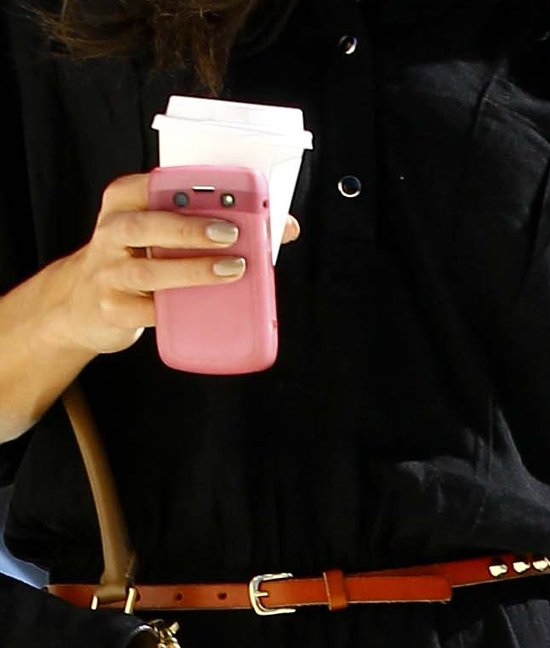 Modelka też człowiek - musi czasem odpocząć (FOTO) Modelka też człowiek - musi czasem odpocząć (FOTO)