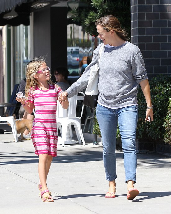 Czyja to córka? (FOTO)