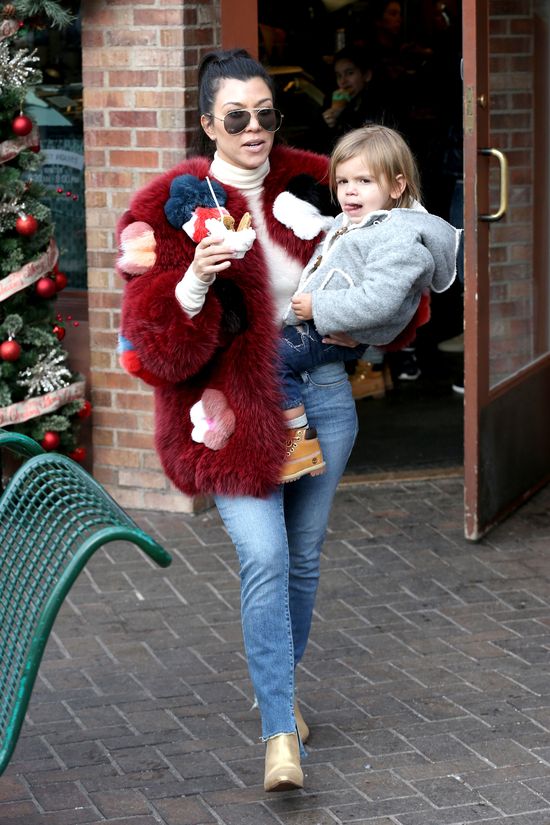 Czy Kourtney Kardashian na pewno jest w CZWARTEJ ciąży?!