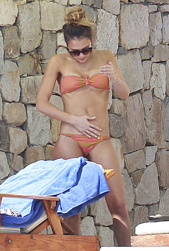 Mama dwójki dzieci chwali się figurą (FOTO)