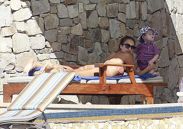 Mama dwójki dzieci chwali się figurą (FOTO)