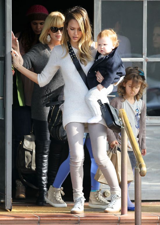 Czy córeczka Jessiki Alby jest naprawdę do niej podobna? (FO