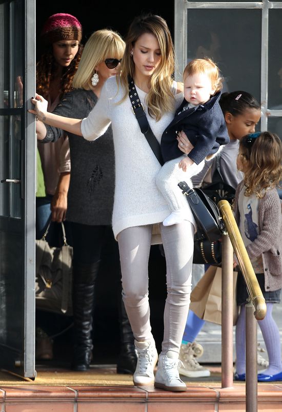 Czy córeczka Jessiki Alby jest naprawdę do niej podobna? (FO