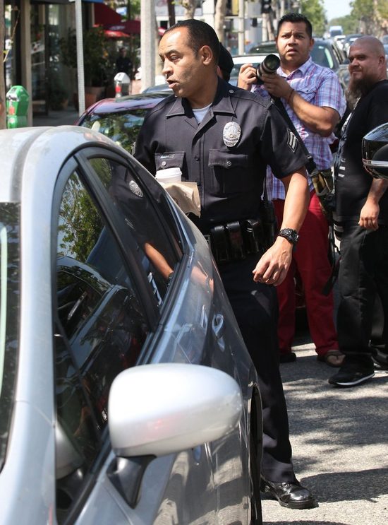 Victorii Beckham wydaje się, że wszystko jej wolno? (FOTO)